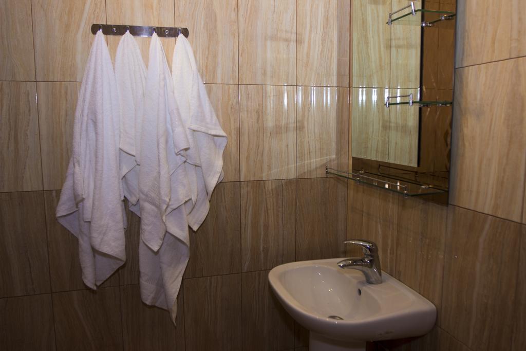 Planet Hotel Yerevan Room photo